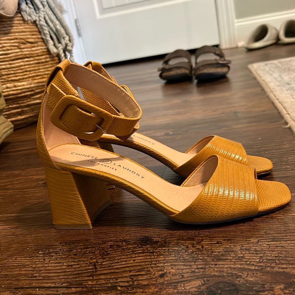 Chinese Laundry Heels